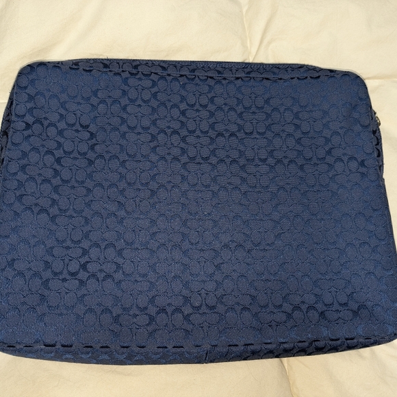 Coach laptop sleeve blue - Picture 2 of 4